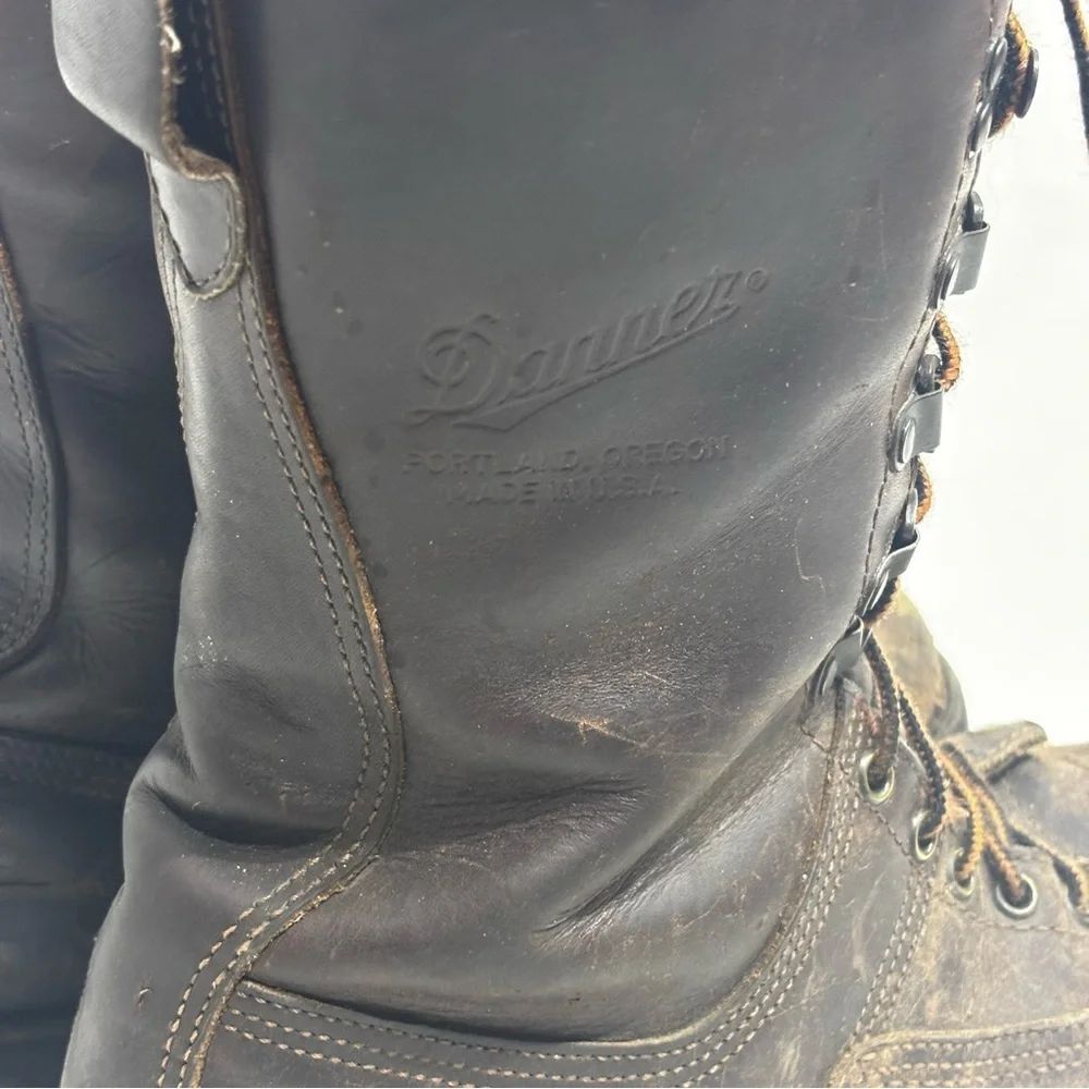 Vintage Danner 69000 Gore-Tex Mountain Leather 8D Hiking Mens Work Boots USA